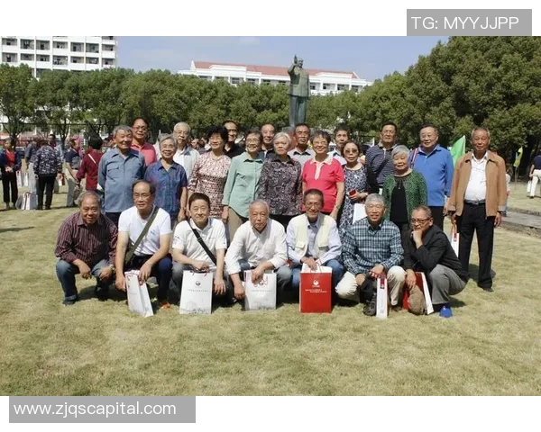 对话杨秀英：谈英雄联盟生涯